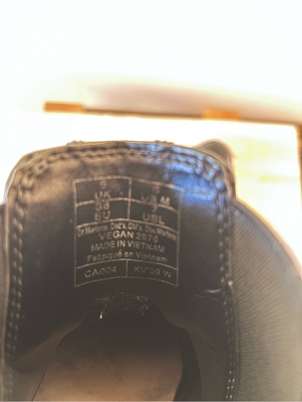Dr. Martens Black Vegan 2976 Felix Chelsea Boot EUC in Size 7 - Picture 10 of 12
